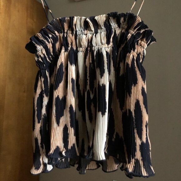 GANNI - Pleated Georgette Crop Top - Maxi Leopard - Picture 8 of 10